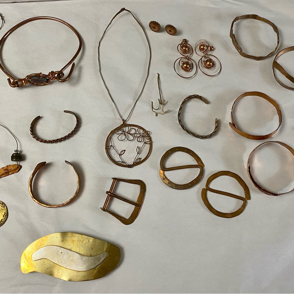 Artisan Gold and Brown Bracelet Collection with Timeless Elegance
